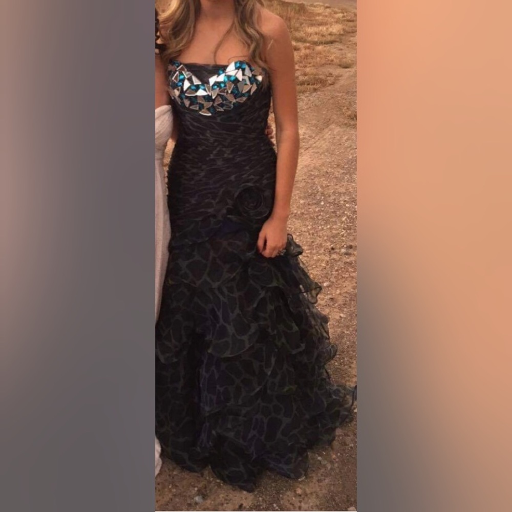 Formal Prom Dress - Picture 6 of 6